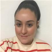 ¡Aprender conmigo será una experiencia increíble! Docente graduada en la Universidad de Alicante especializada en Lengua Extranjera: Inglés. Con estudios en Máster de Innovación Educativa